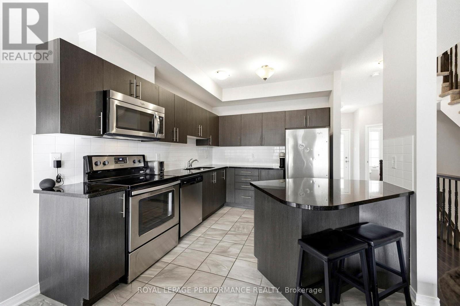 15 Dundalk Private, Ottawa, Ontario  K2J 0J5 - Photo 11 - X12969020