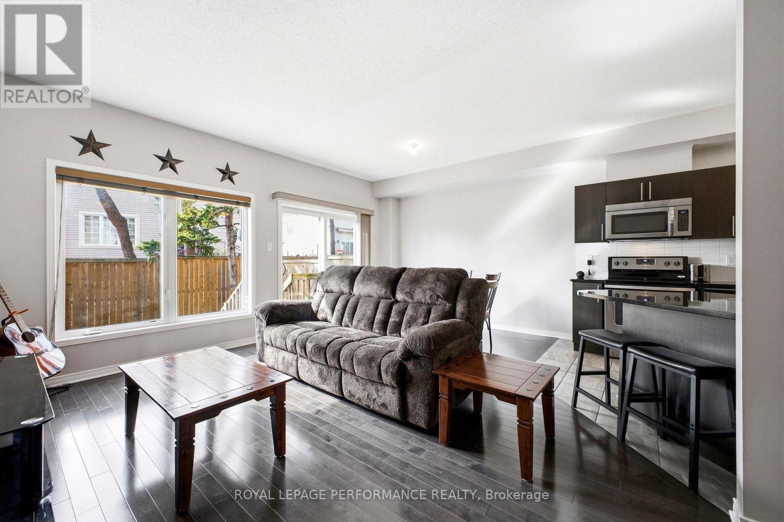 15 Dundalk Private, Ottawa, Ontario  K2J 0J5 - Photo 12 - X12969020