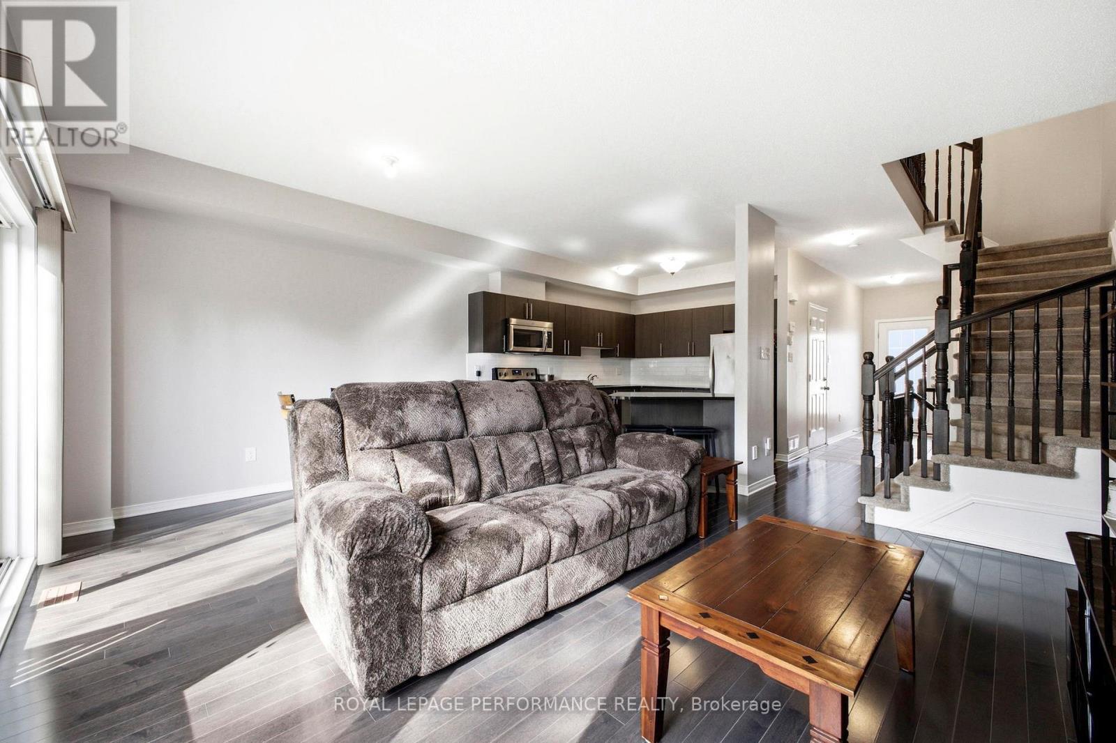 15 Dundalk Private, Ottawa, Ontario  K2J 0J5 - Photo 14 - X12969020