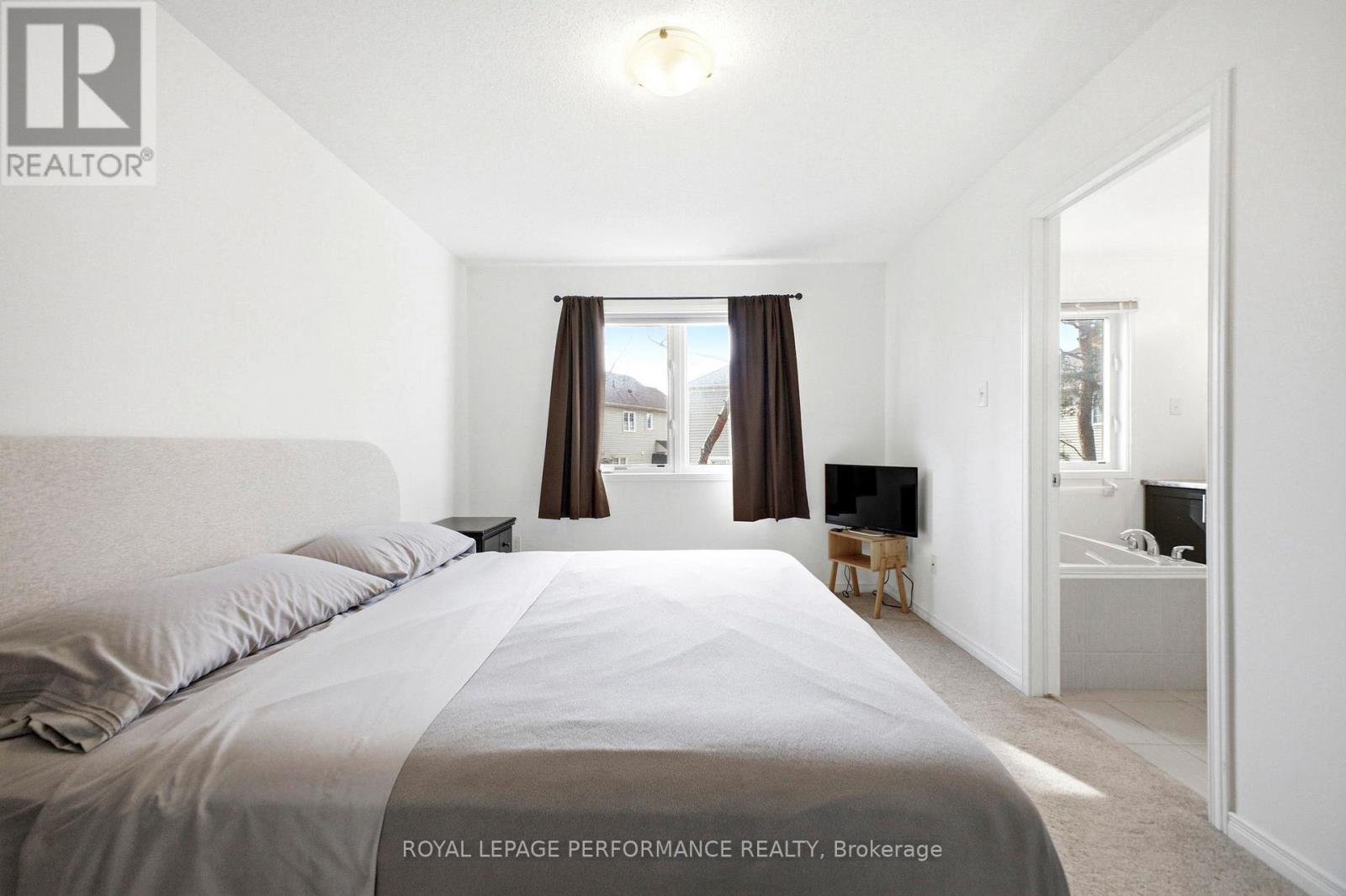 15 Dundalk Private, Ottawa, Ontario  K2J 0J5 - Photo 20 - X12969020