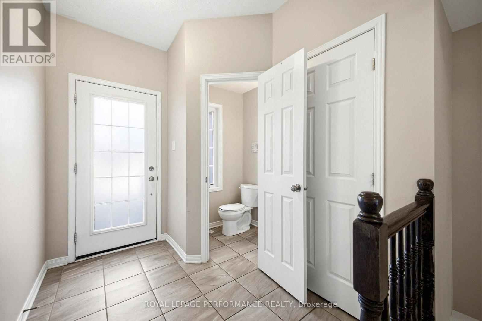 15 Dundalk Private, Ottawa, Ontario  K2J 0J5 - Photo 3 - X12969020