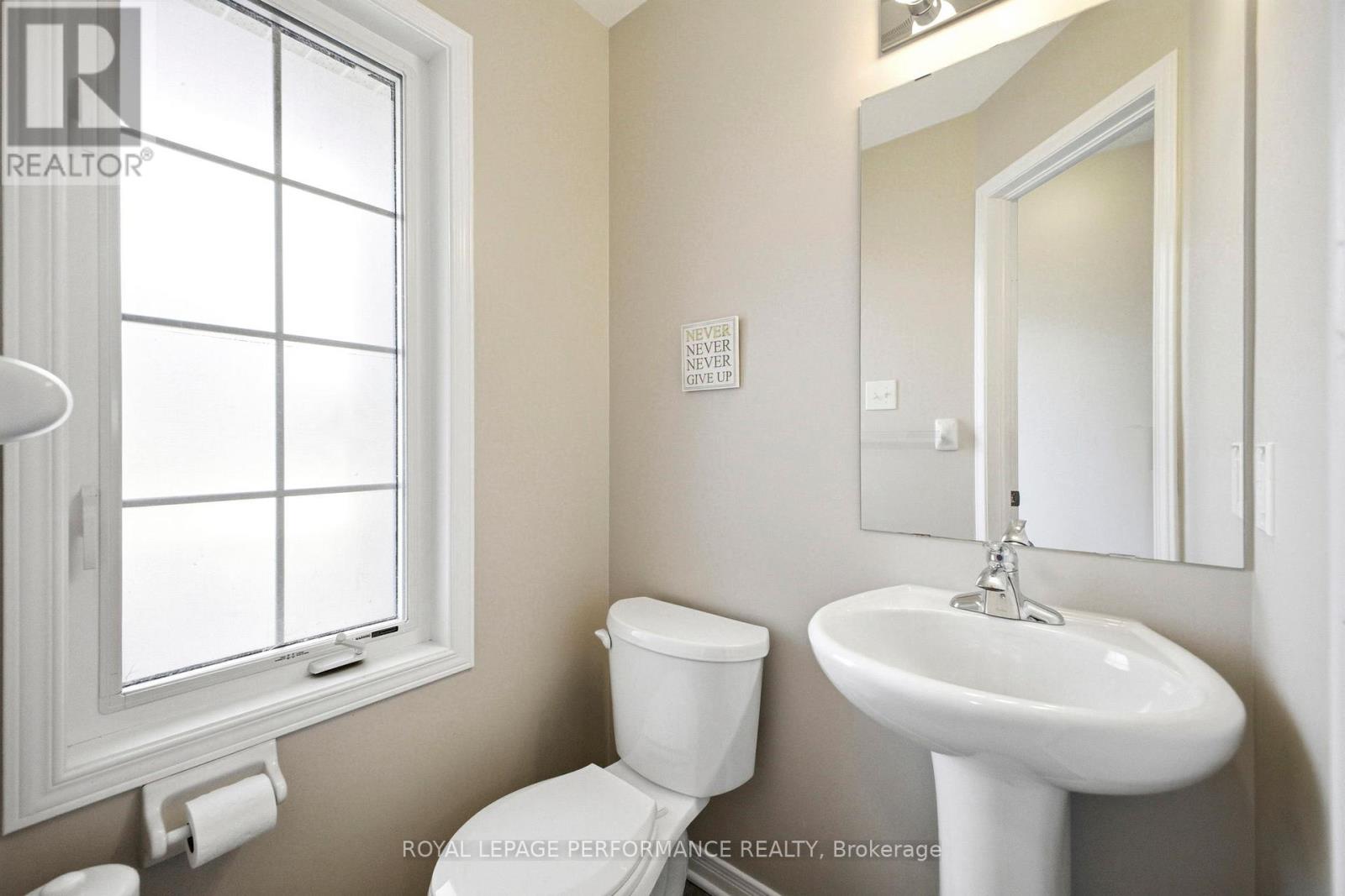 15 Dundalk Private, Ottawa, Ontario  K2J 0J5 - Photo 4 - X12969020