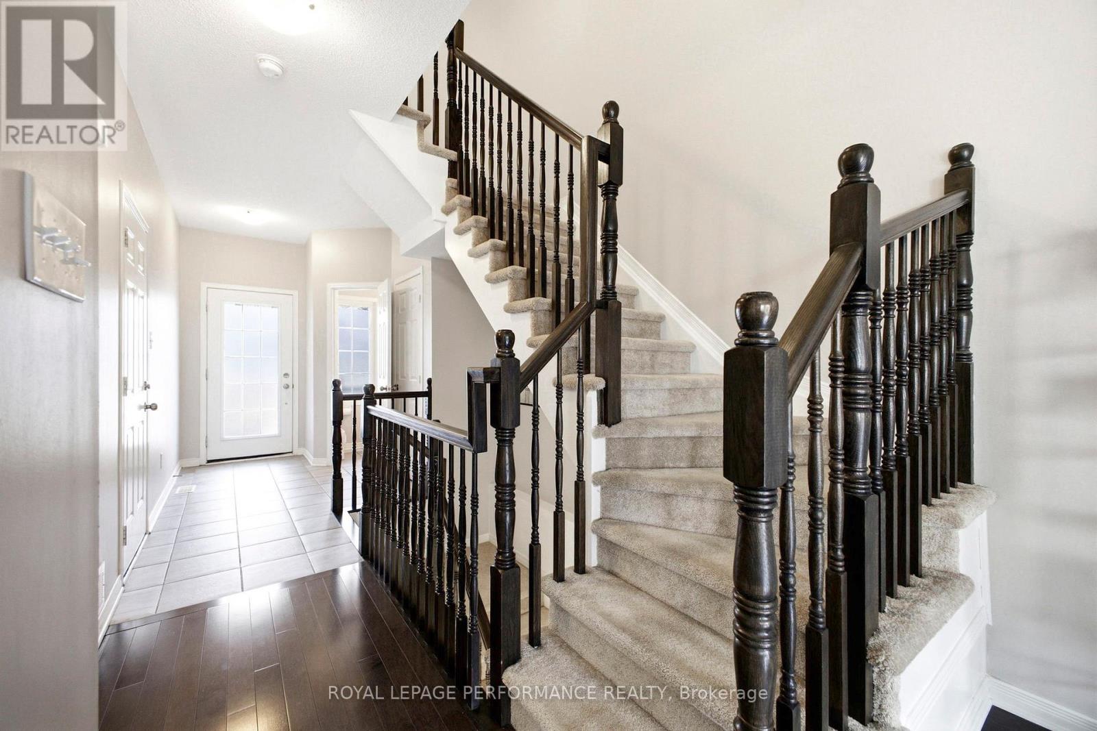 15 Dundalk Private, Ottawa, Ontario  K2J 0J5 - Photo 6 - X12969020