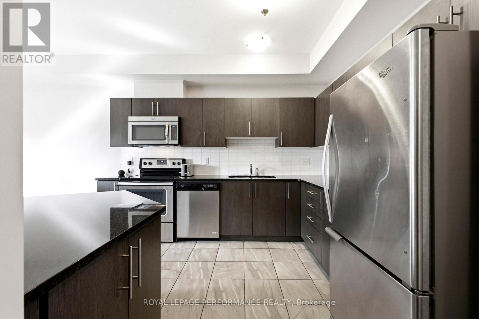 15 Dundalk Private, Ottawa, Ontario  K2J 0J5 - Photo 7 - X12969020