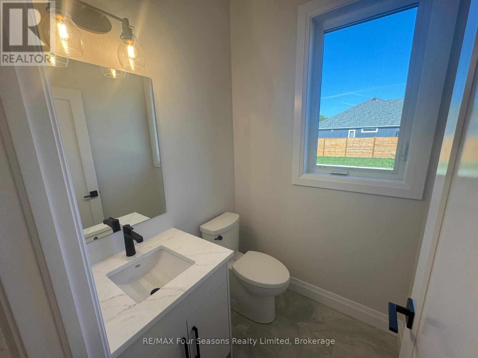 3 Boynton Court, Blue Mountains, Ontario  N0H 2P0 - Photo 19 - X12968090