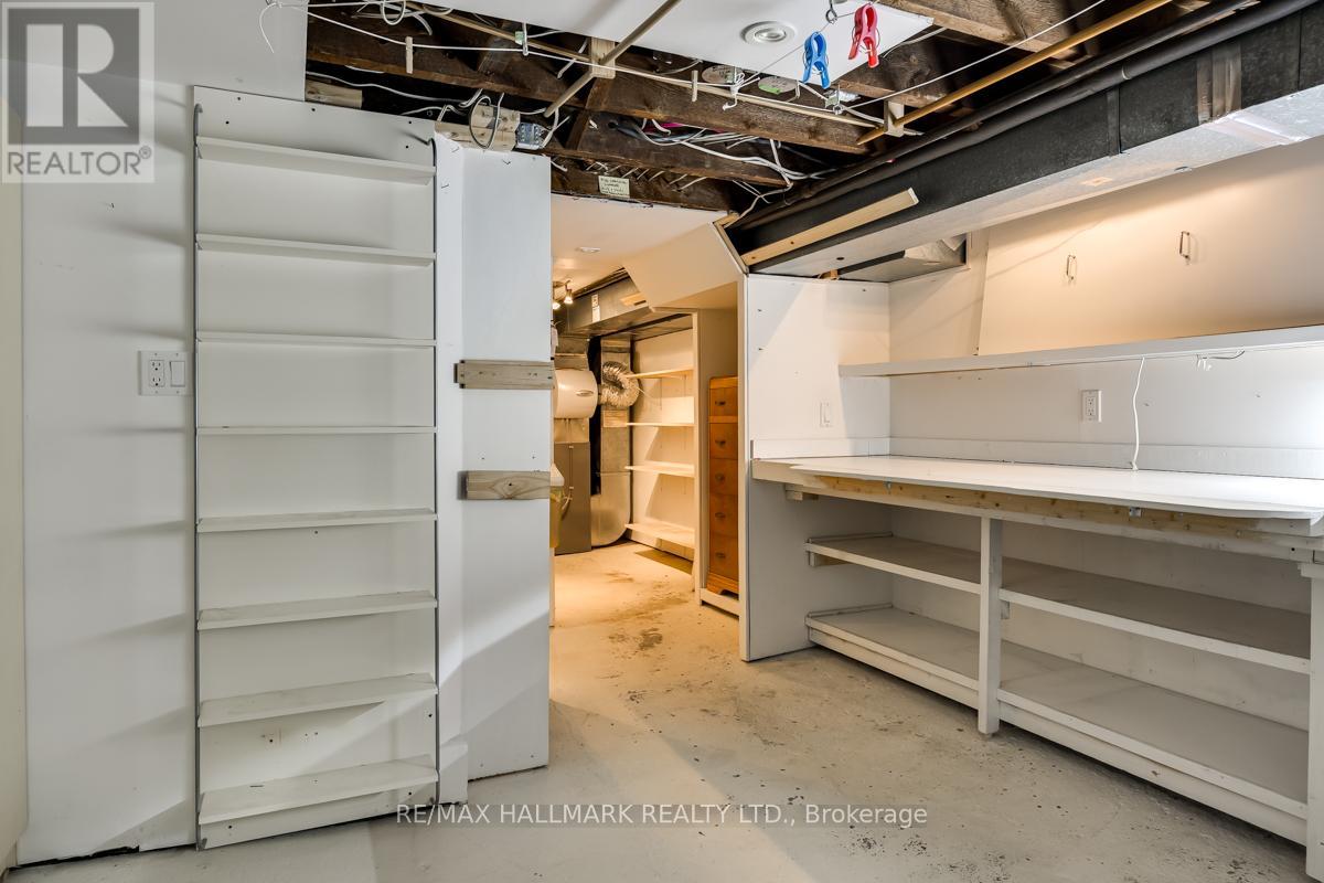 549 Milverton Boulevard, Toronto, Ontario  M4C 1X6 - Photo 30 - E12969038