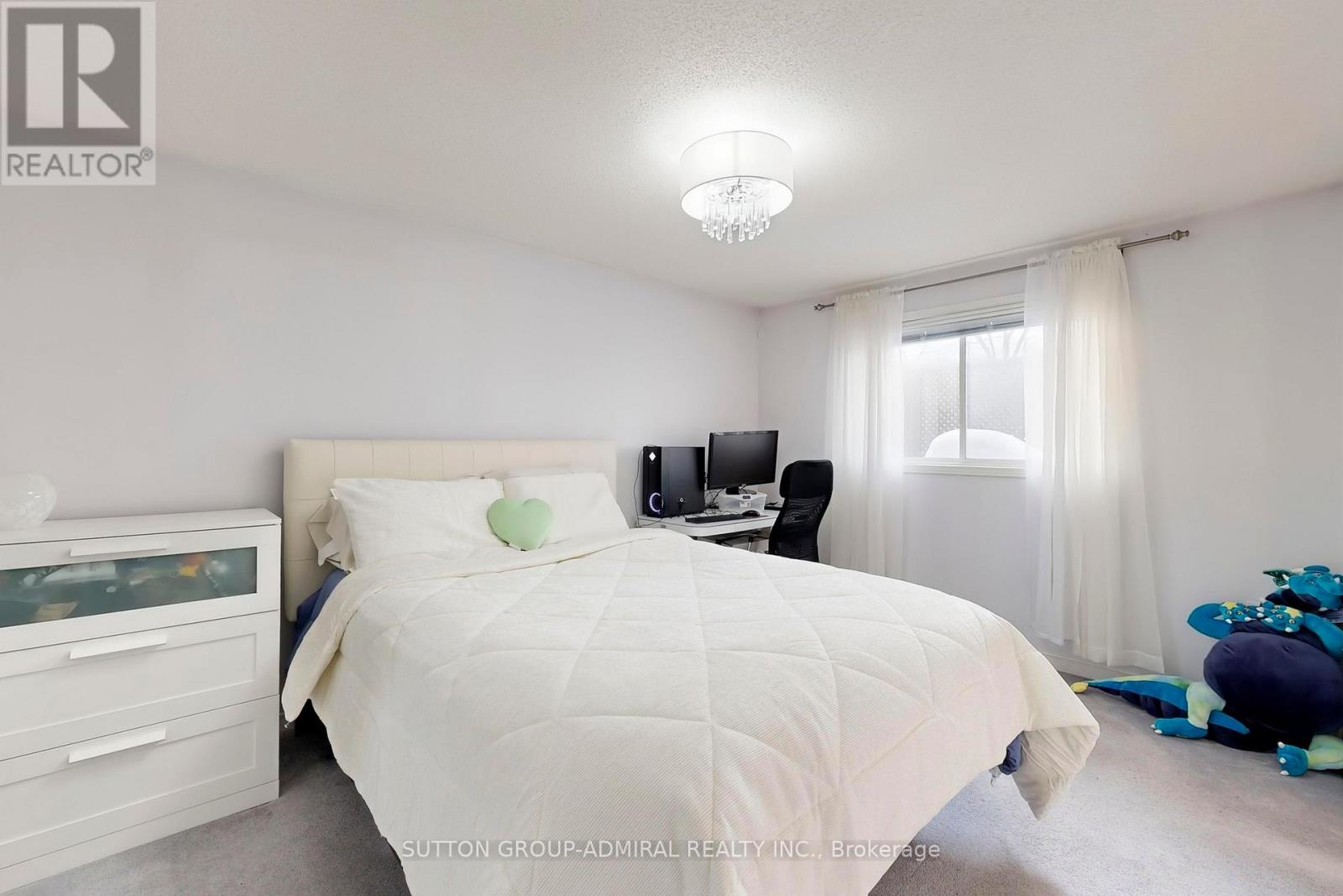 4 Irish Lane, Barrie, Ontario  L4M 6H8 - Photo 13 - S12834184