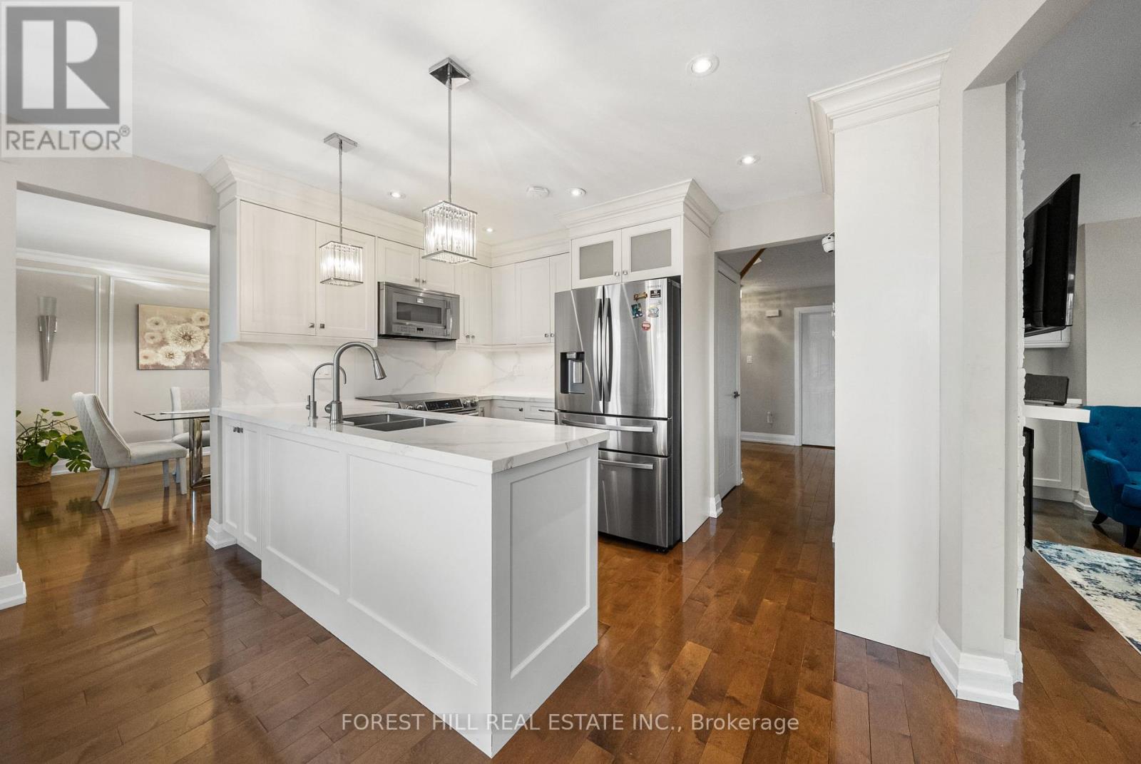 14 Valley Crescent, Aurora, Ontario  L4G 4S4 - Photo 15 - N12969034