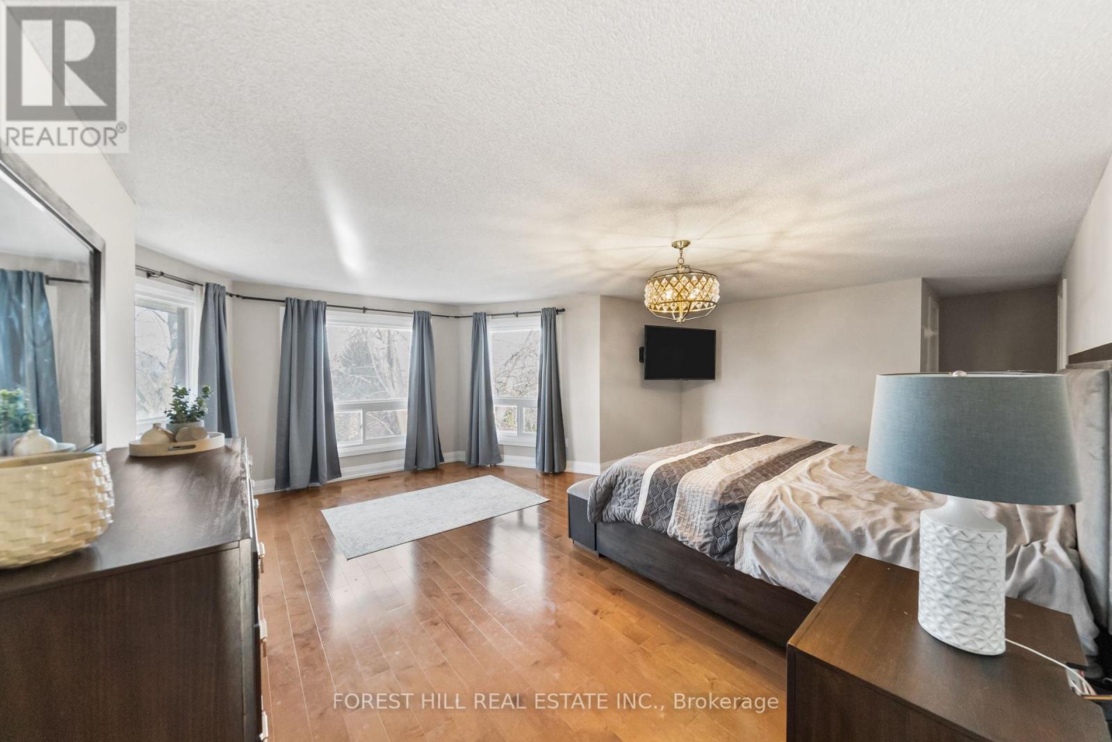 14 Valley Crescent, Aurora, Ontario  L4G 4S4 - Photo 30 - N12969034