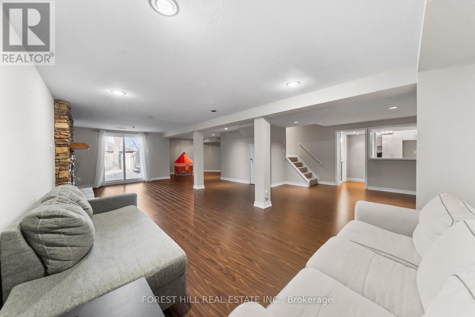 14 Valley Crescent, Aurora, Ontario  L4G 4S4 - Photo 38 - N12969034