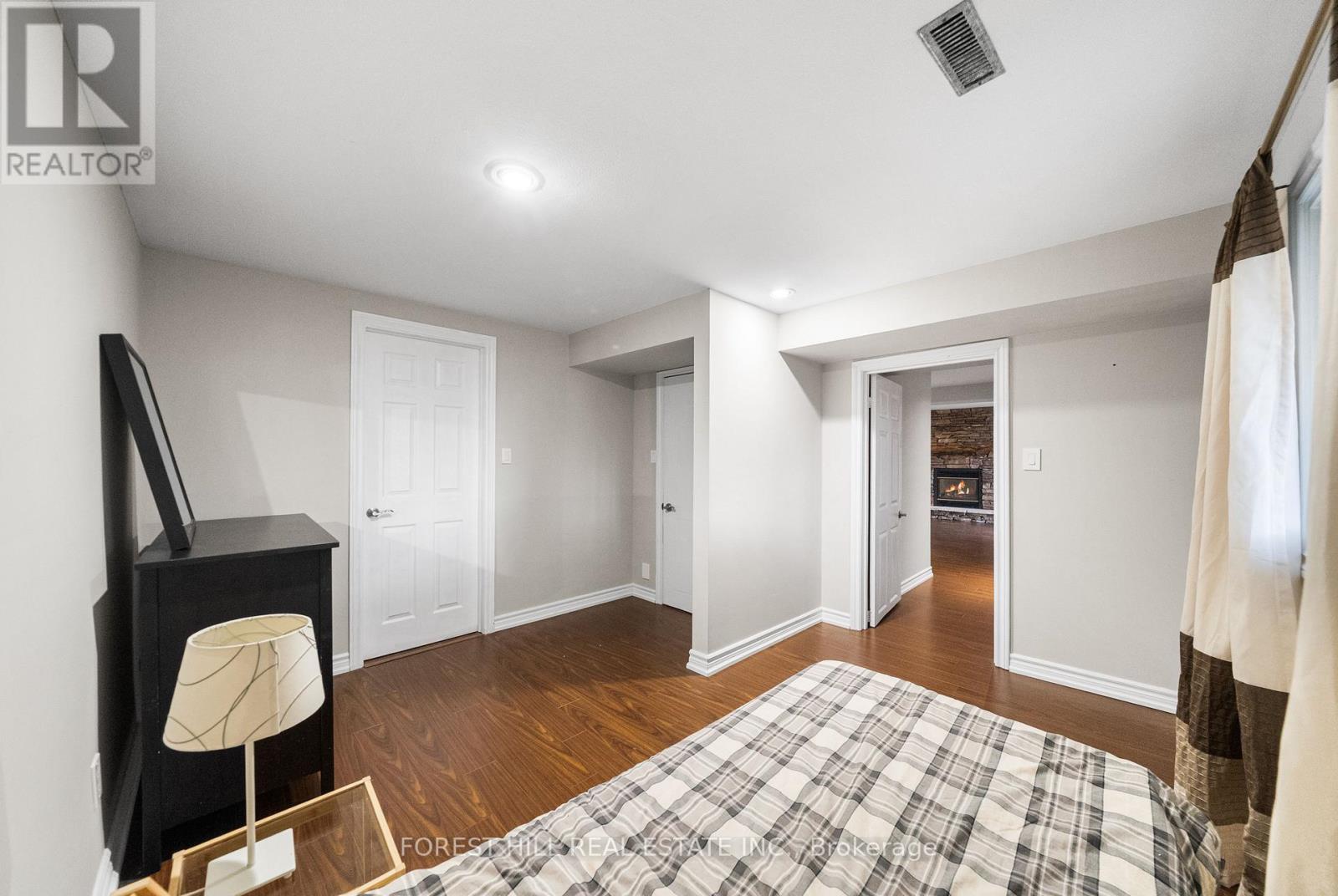 14 Valley Crescent, Aurora, Ontario  L4G 4S4 - Photo 41 - N12969034