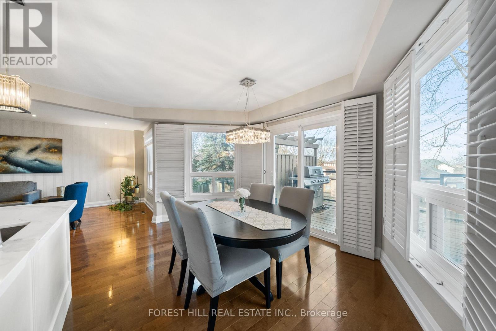 14 Valley Crescent, Aurora, Ontario  L4G 4S4 - Photo 9 - N12969034