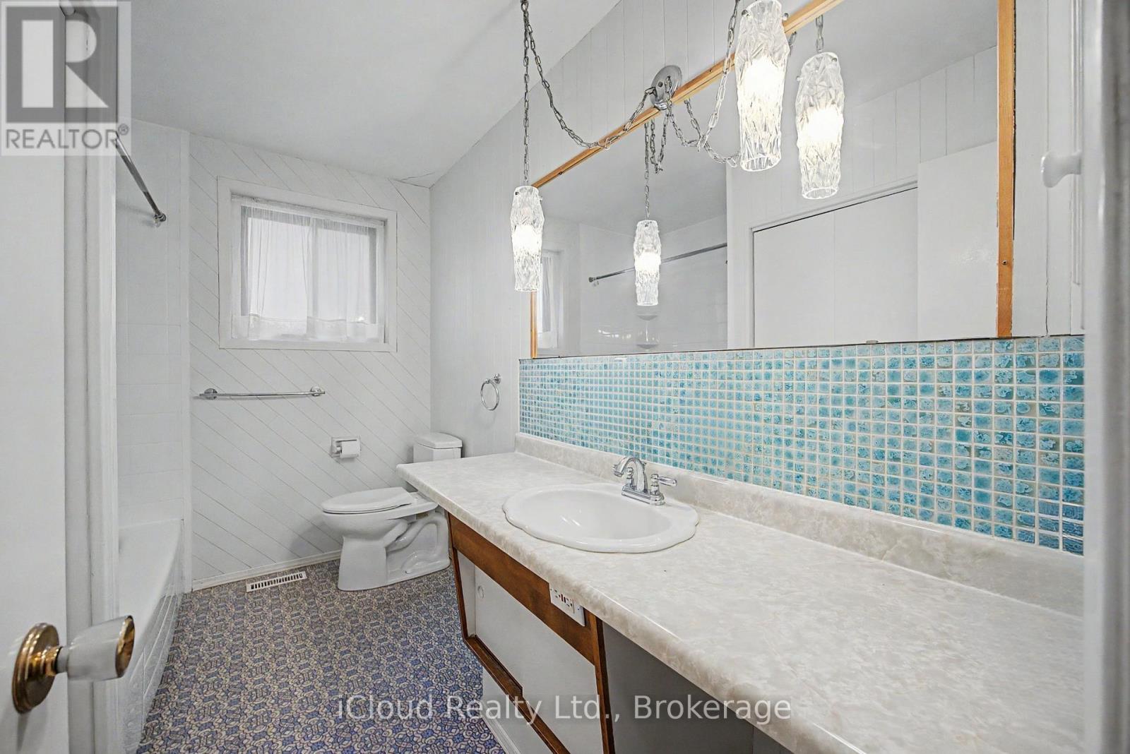 112 Eden Court, Newmarket, Ontario  L3Y 2X5 - Photo 17 - N12969052