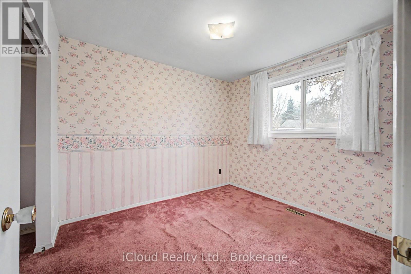 112 Eden Court, Newmarket, Ontario  L3Y 2X5 - Photo 21 - N12969052