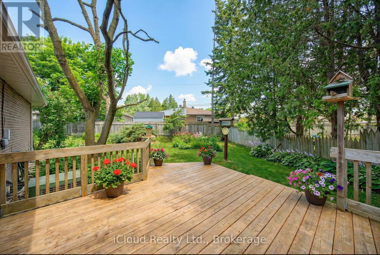 112 Eden Court, Newmarket, Ontario  L3Y 2X5 - Photo 34 - N12969052