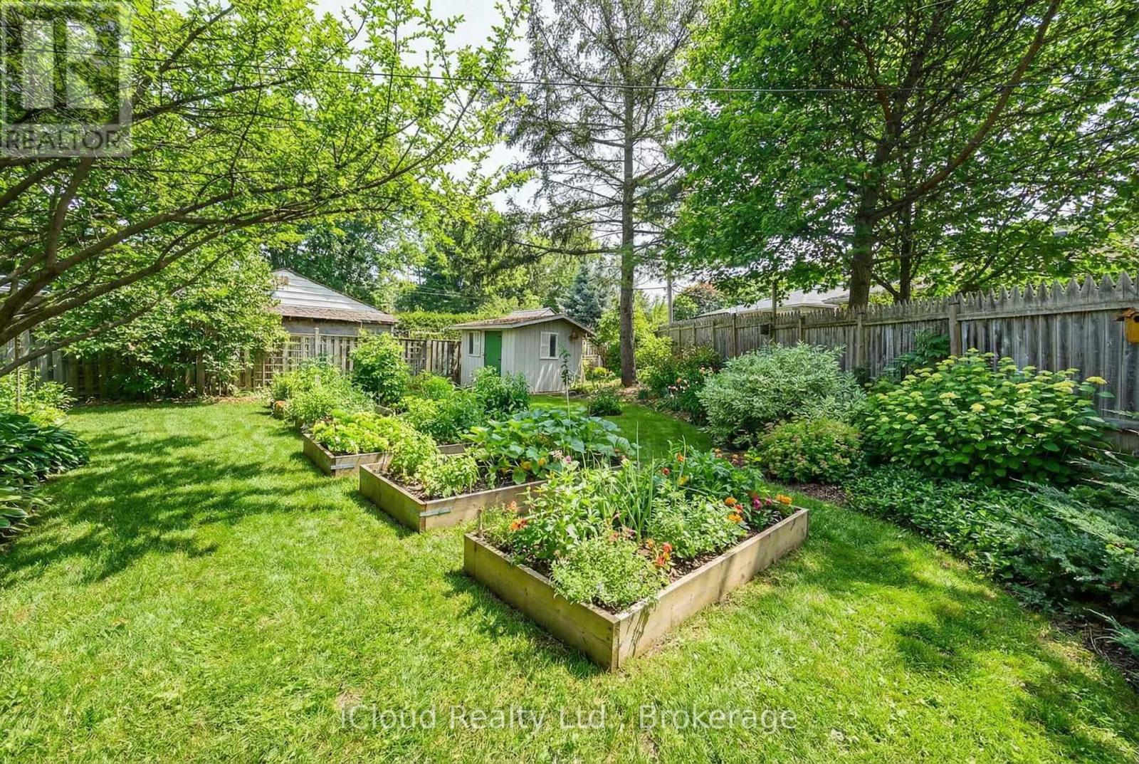 112 Eden Court, Newmarket, Ontario  L3Y 2X5 - Photo 35 - N12969052