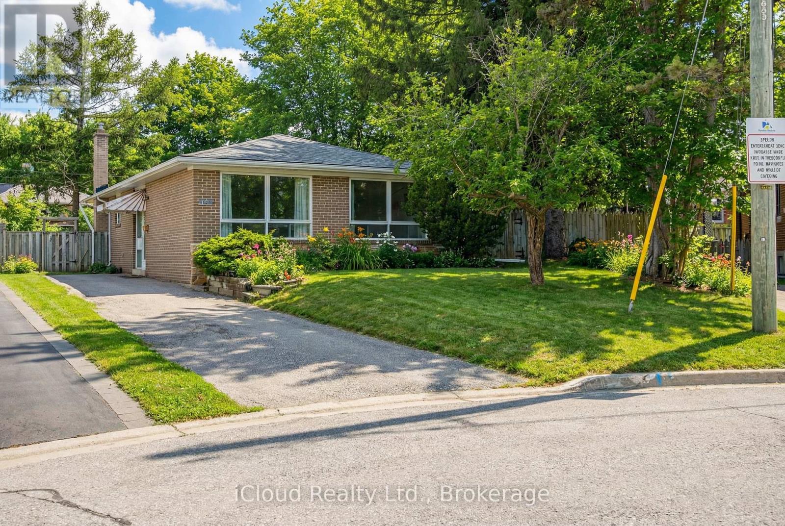 112 Eden Court, Newmarket, Ontario  L3Y 2X5 - Photo 38 - N12969052