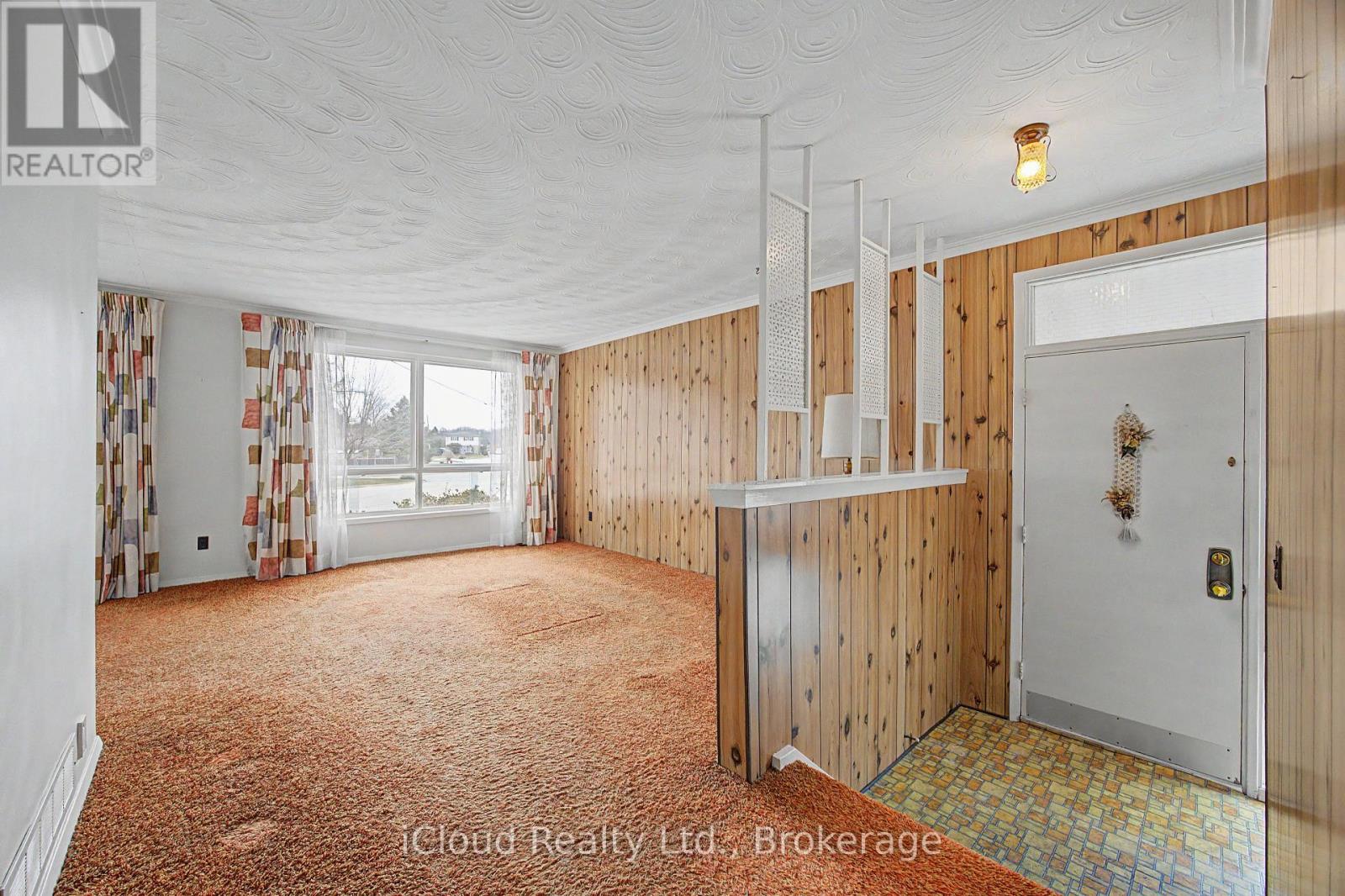 112 Eden Court, Newmarket, Ontario  L3Y 2X5 - Photo 6 - N12969052