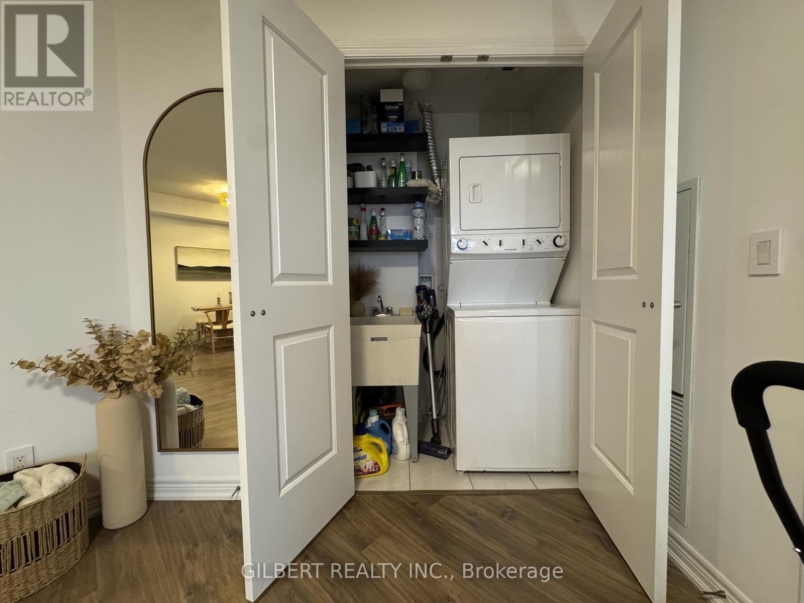 907 - 9255 Jane Street, Vaughan, Ontario  L6A 0K1 - Photo 11 - N12969056