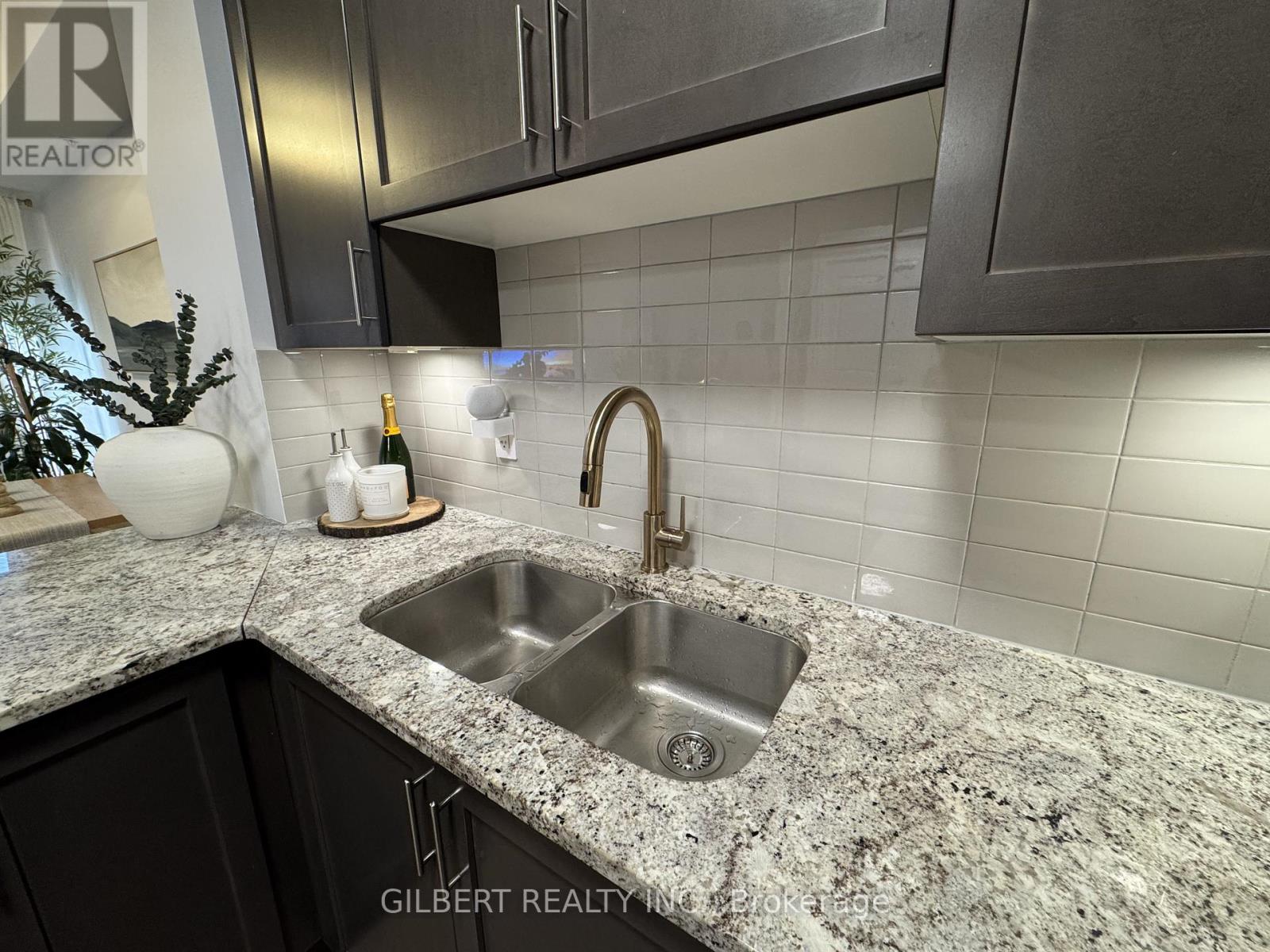 907 - 9255 Jane Street, Vaughan, Ontario  L6A 0K1 - Photo 9 - N12969056