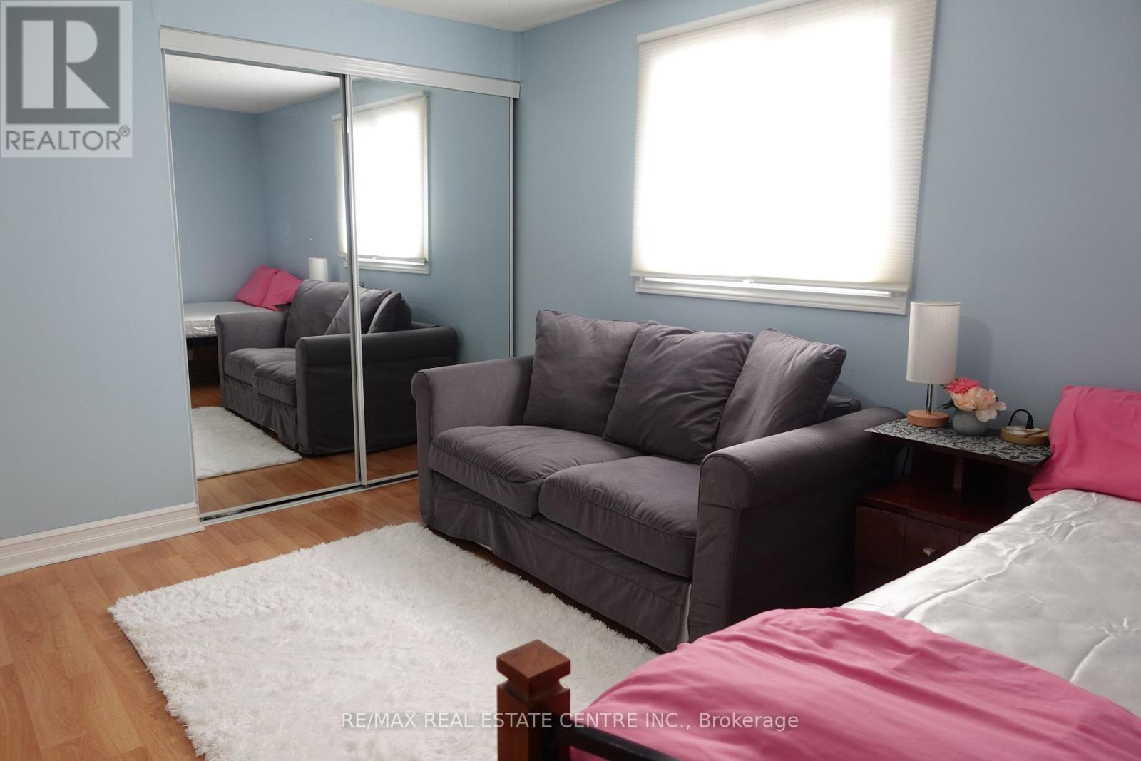 21 Maitland Drive, Barrie (Grove East), Ontario  L4M 5W1 - Photo 25 - S12969068