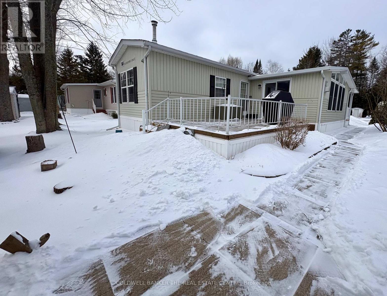 70 Topaz Street, Wasaga Beach, Ontario  L9Z 1X7 - Photo 18 - S12969078