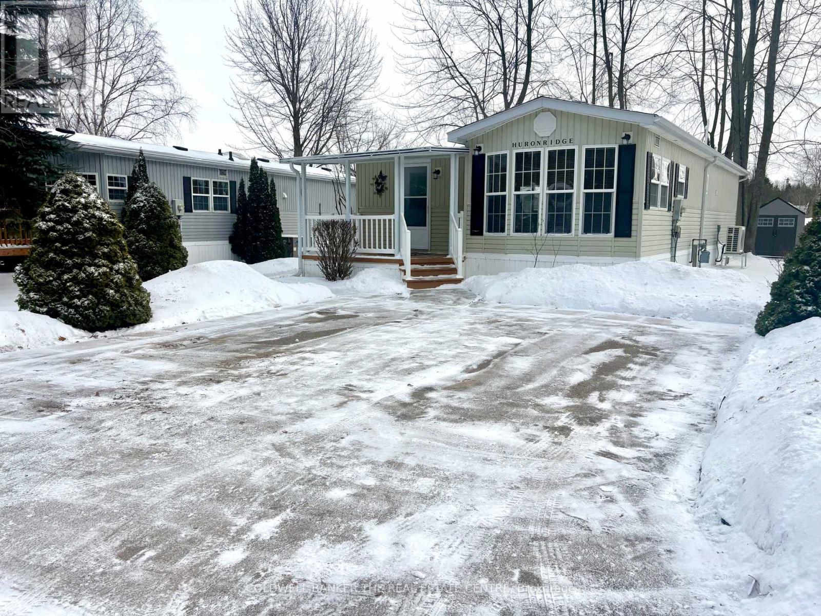 70 Topaz Street, Wasaga Beach, Ontario  L9Z 1X7 - Photo 22 - S12969078