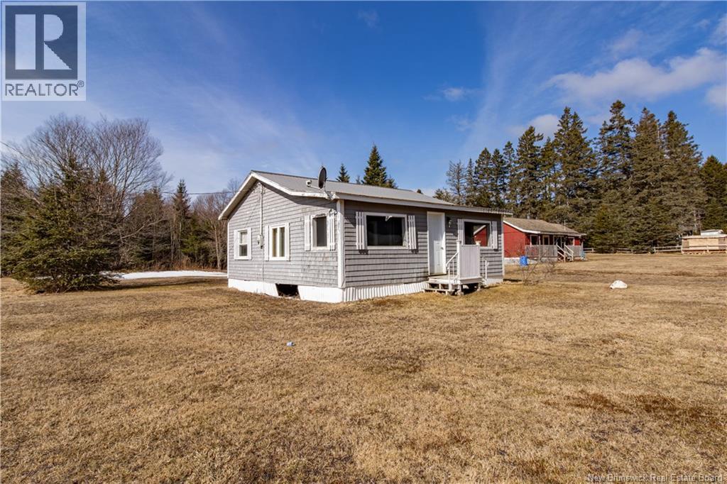 24 Loughery Lane, Black River, New Brunswick  E2S 1Z6 - Photo 2 - NB136404