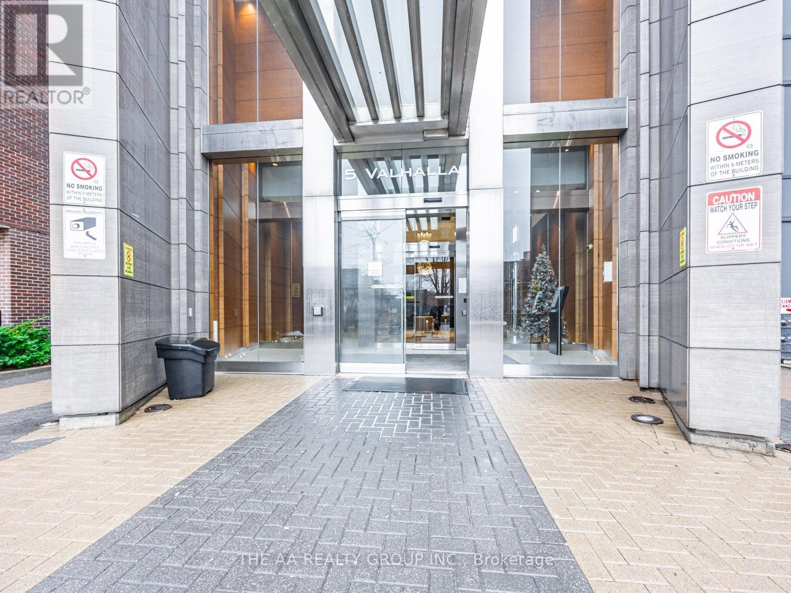 2111 - 5 Valhalla Inn Road, Toronto, Ontario  M9B 0B1 - Photo 27 - W12969018