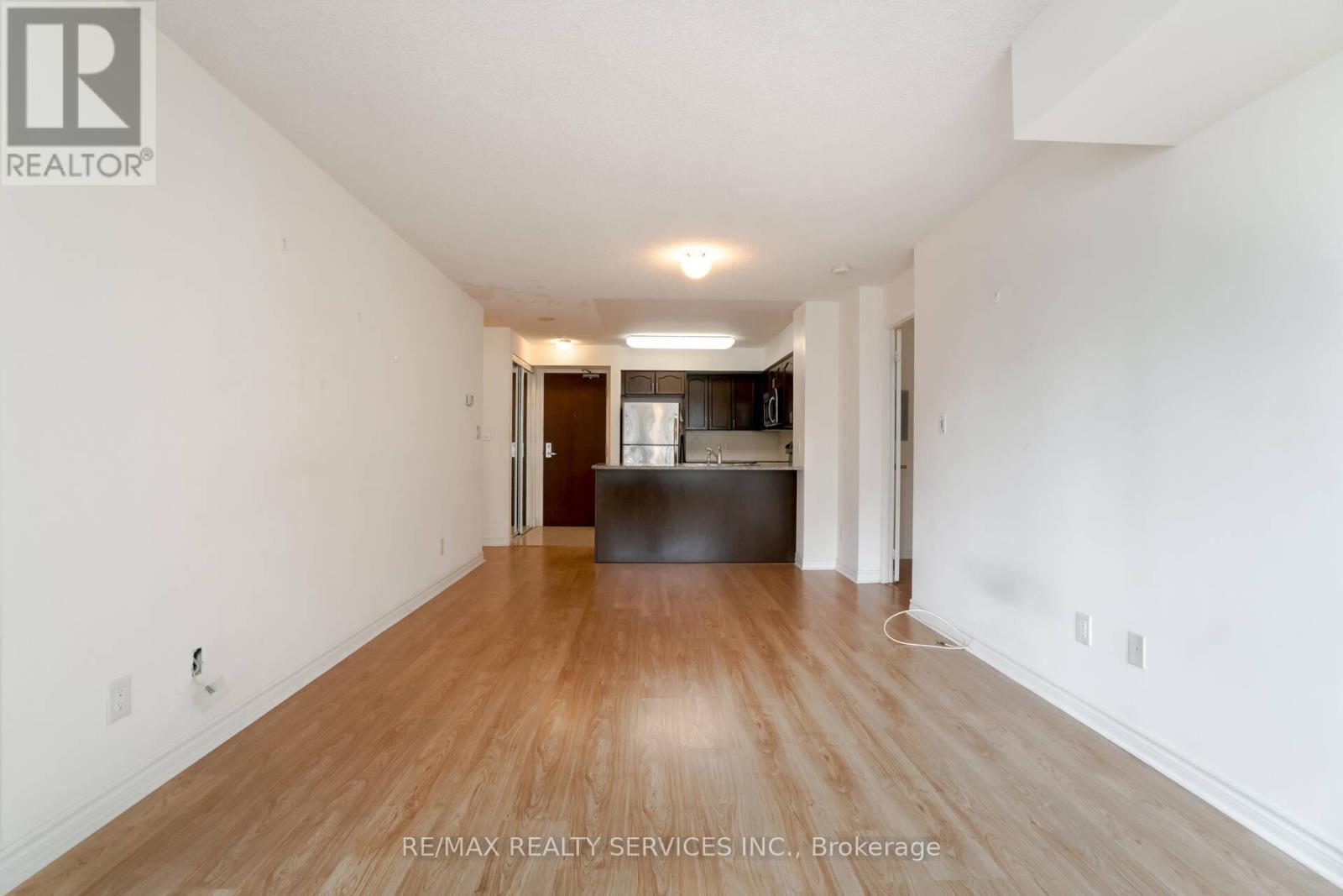 1710 - 335 Rathburn Road W, Mississauga, Ontario  L5B 0C8 - Photo 16 - W12969054