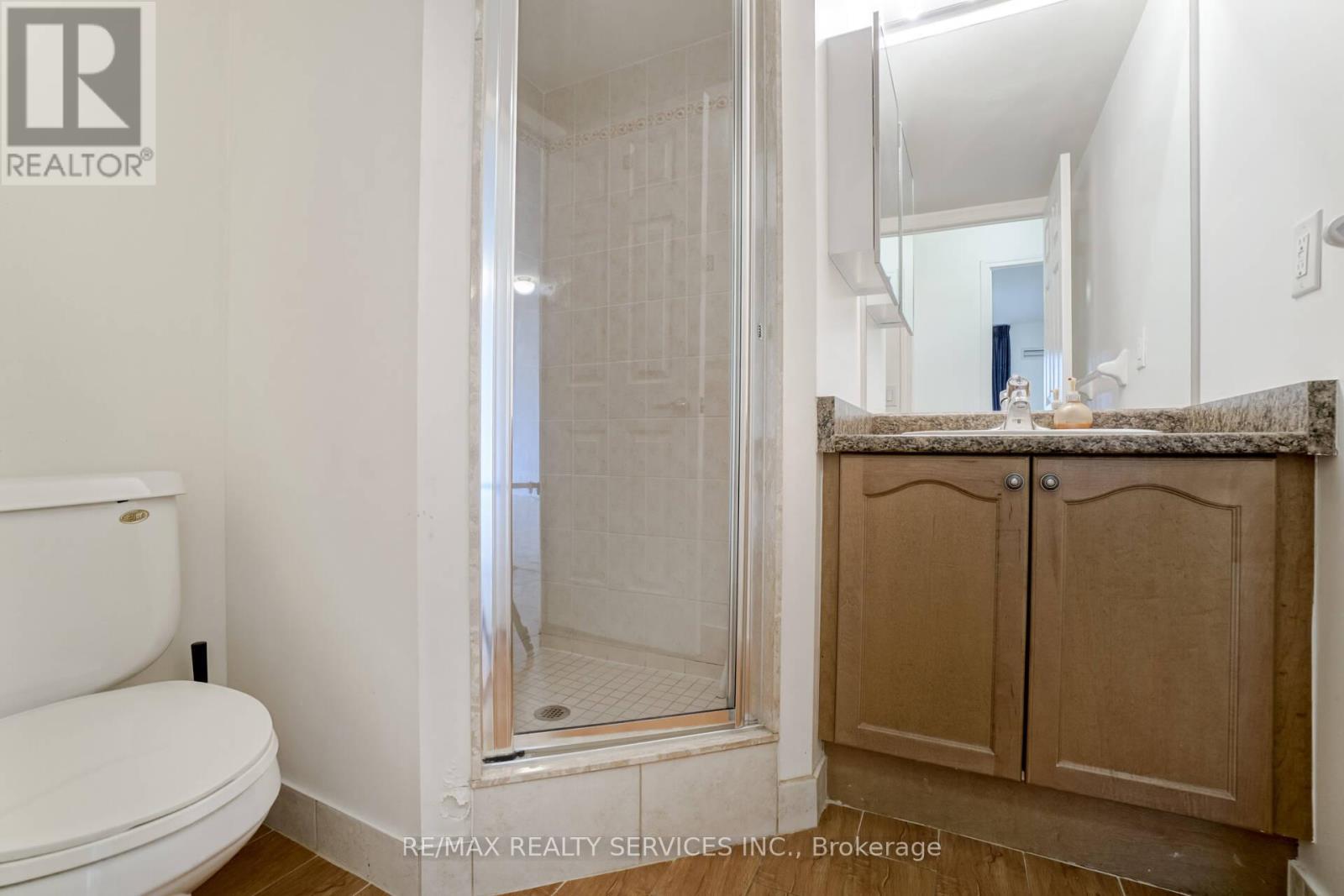 1710 - 335 Rathburn Road W, Mississauga, Ontario  L5B 0C8 - Photo 26 - W12969054