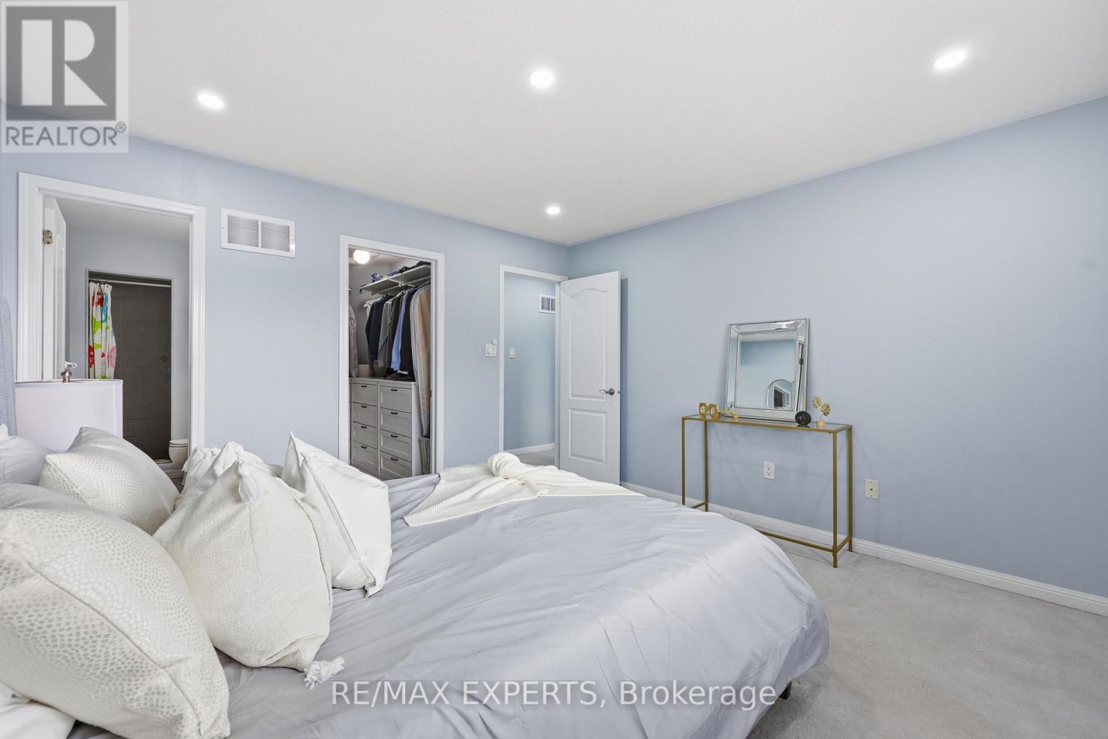 926 Thompson Road S, Milton, Ontario  L9T 0L7 - Photo 13 - W12969076