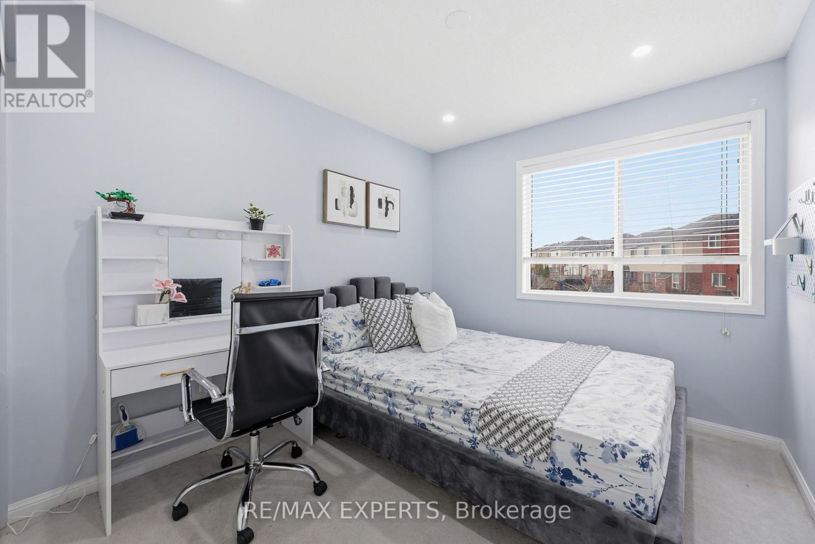 926 Thompson Road S, Milton, Ontario  L9T 0L7 - Photo 17 - W12969076