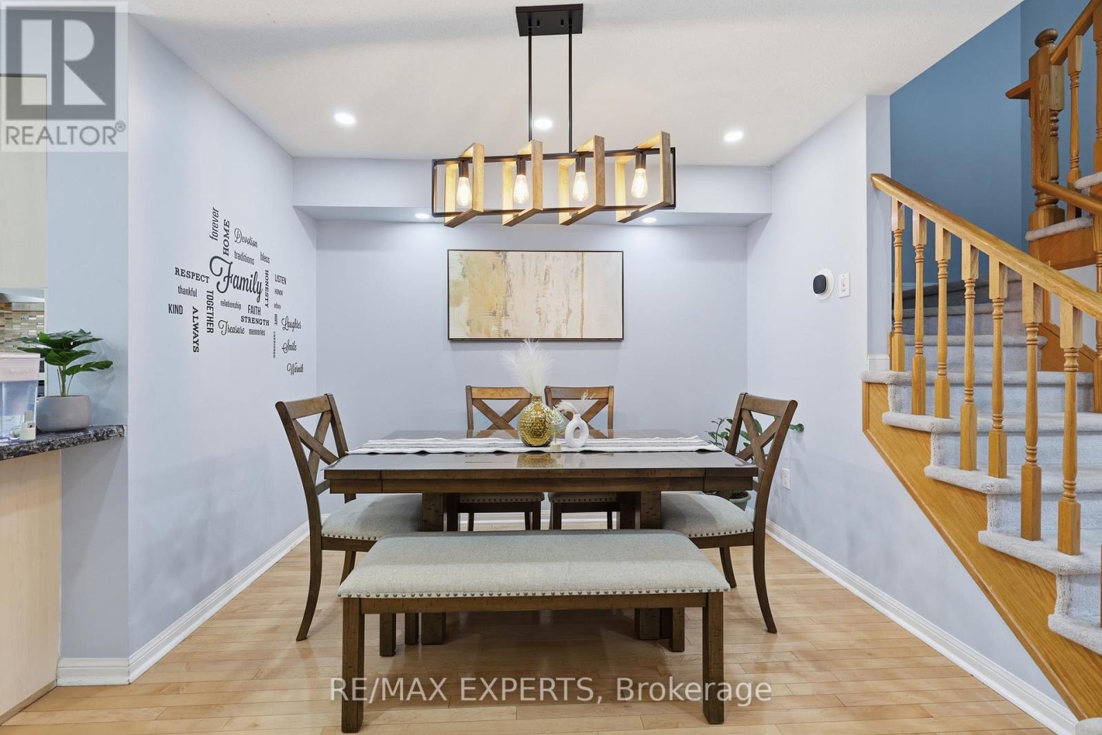 926 Thompson Road S, Milton, Ontario  L9T 0L7 - Photo 9 - W12969076