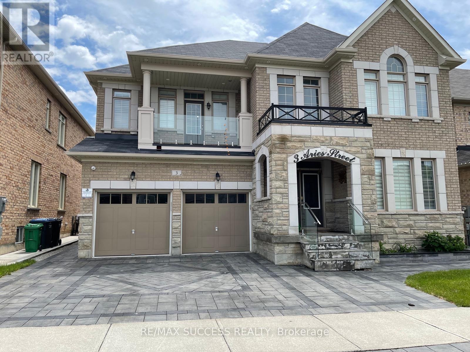 3 ARIES STREET, Brampton, Ontario