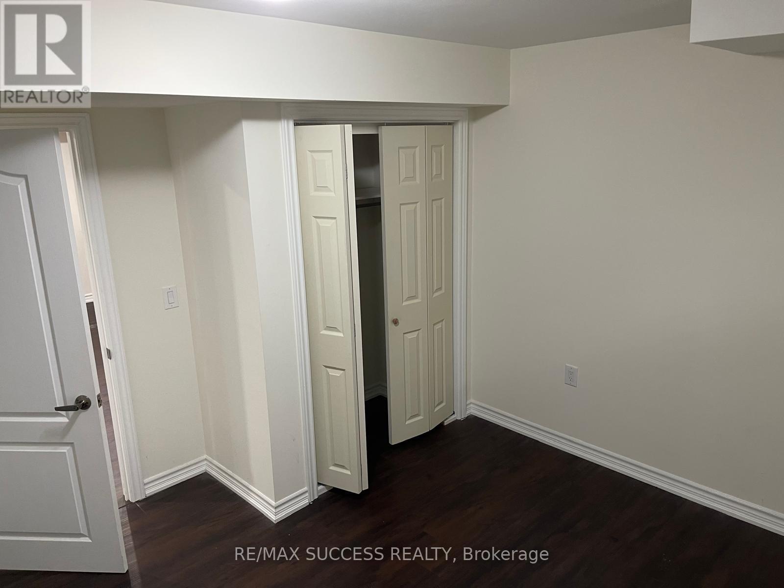 3 Aries Street, Brampton, Ontario  L6Y 5Z2 - Photo 11 - W12969084