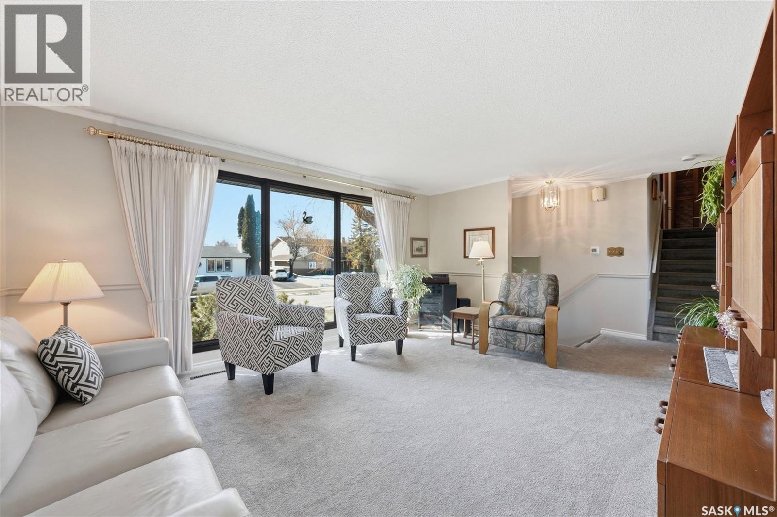 74 Harvard Crescent, Saskatoon, Saskatchewan  S7H 3R1 - Photo 11 - SK032319