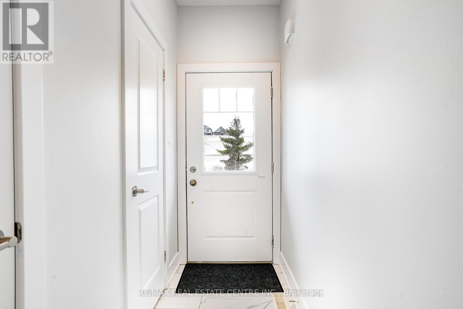 24 - 2621 Holbrook Drive, London South, Ontario  N6M 0G2 - Photo 4 - X12969050