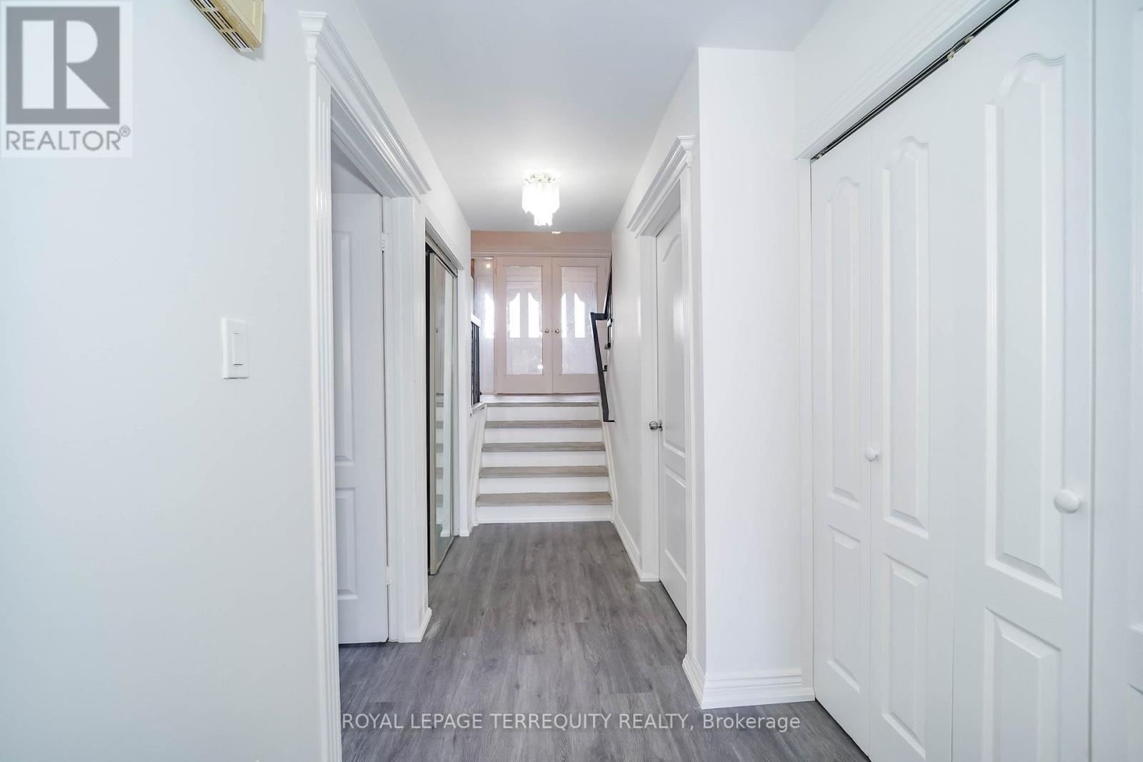 Upper - 51 Chiefswood Square, Toronto, Ontario  M1W 3A9 - Photo 10 - E12964318