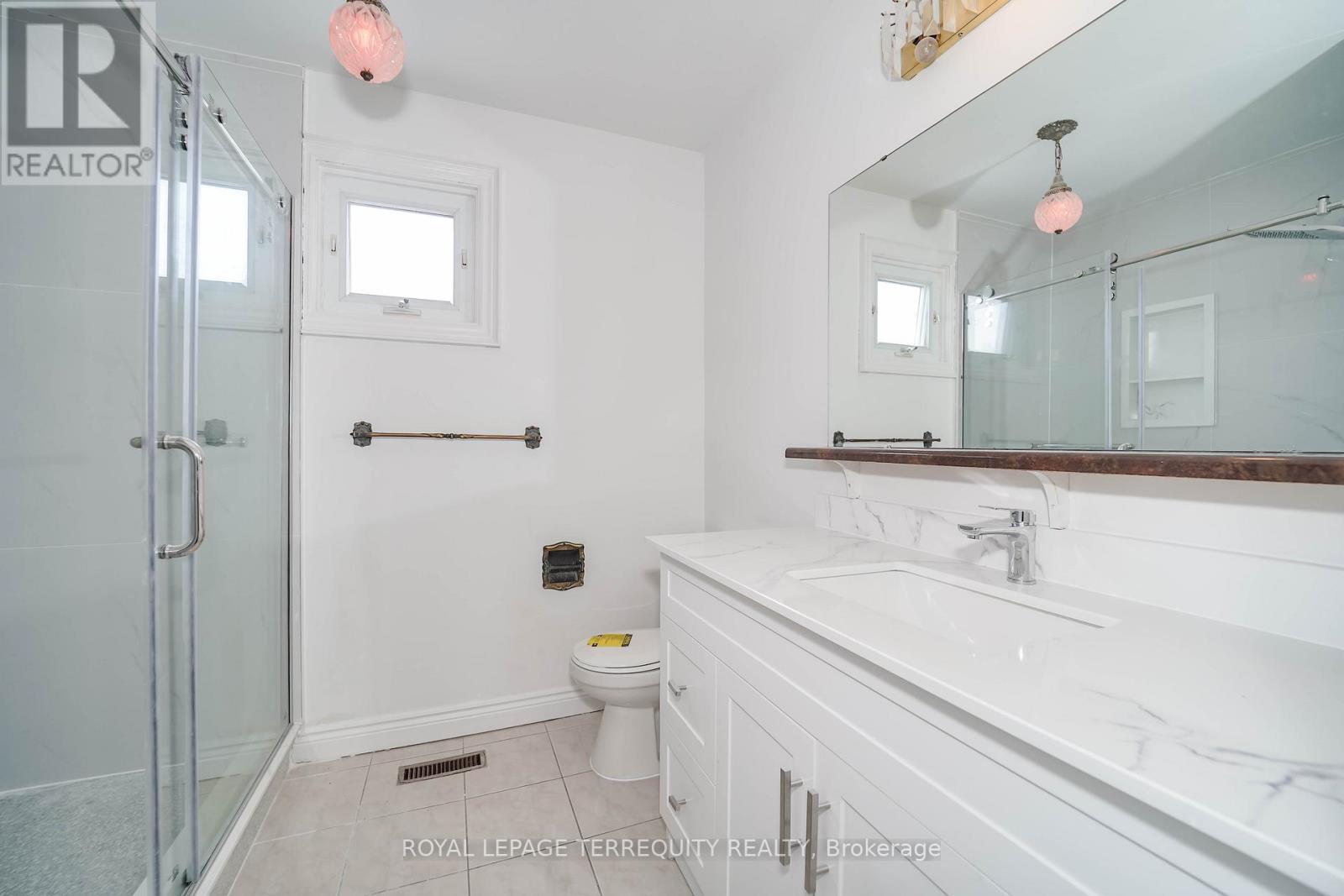 Upper - 51 Chiefswood Square, Toronto, Ontario  M1W 3A9 - Photo 21 - E12964318