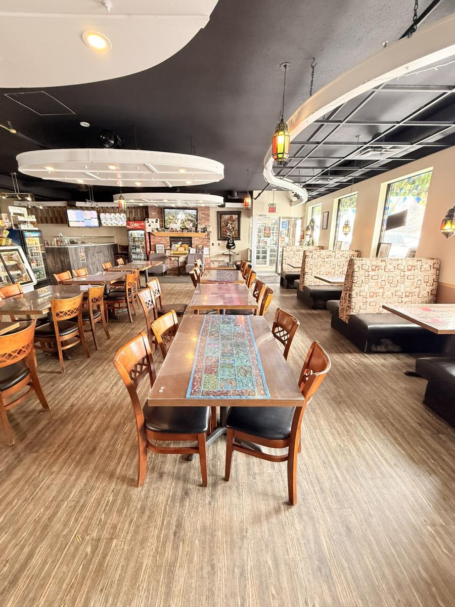 10032  101 Ave, Grande Prairie, Alberta  T8V 2P9 - Photo 9 - 44654437