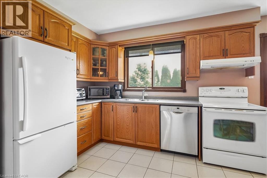 72 Eastbury Drive, Stoney Creek, Ontario  L8E 2V5 - Photo 14 - 40817729