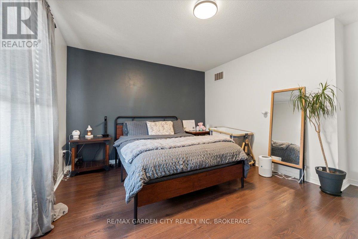 8648 Dogwood Crescent, Niagara Falls, Ontario  L2H 0K9 - Photo 17 - X12969172