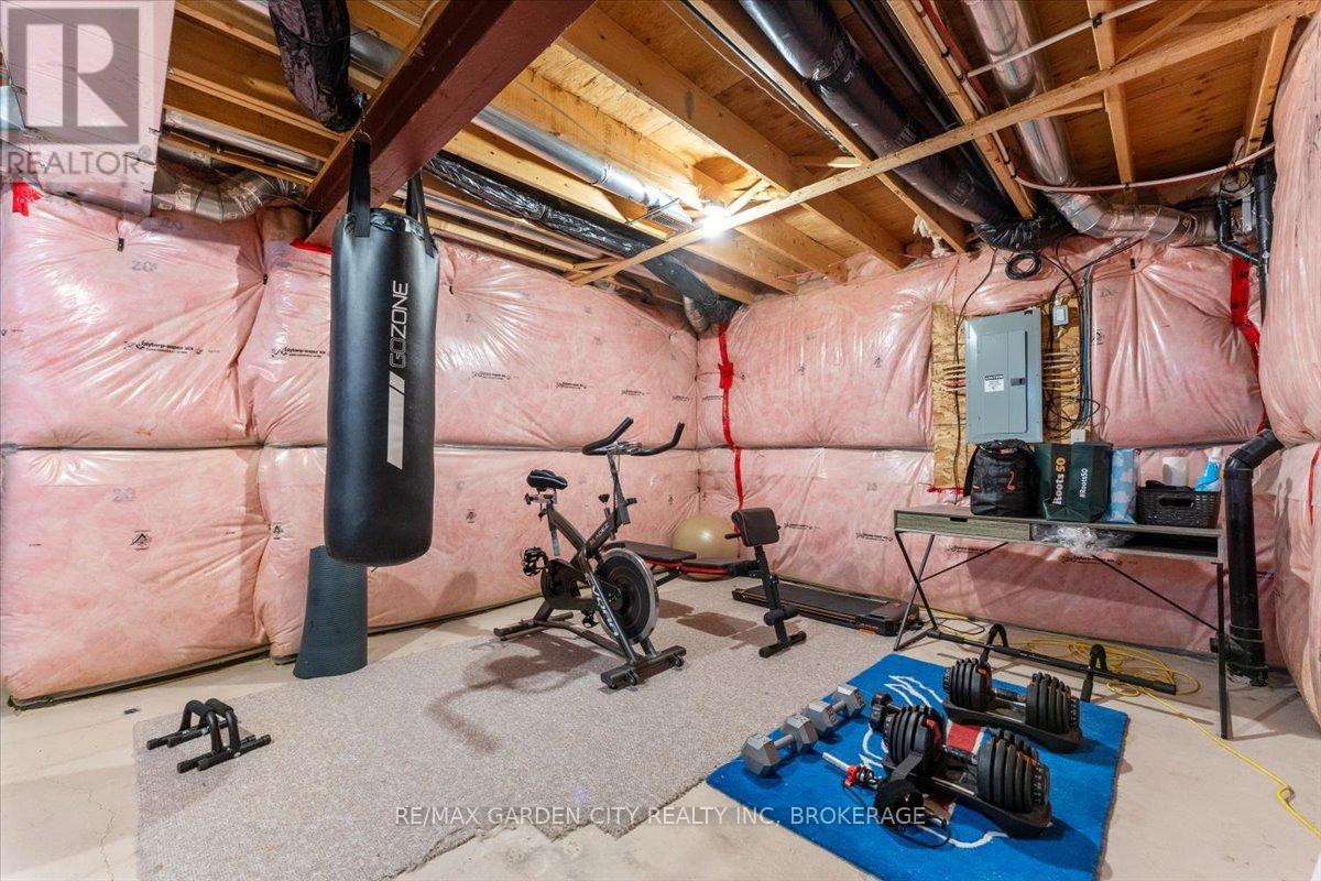 8648 Dogwood Crescent, Niagara Falls, Ontario  L2H 0K9 - Photo 26 - X12969172