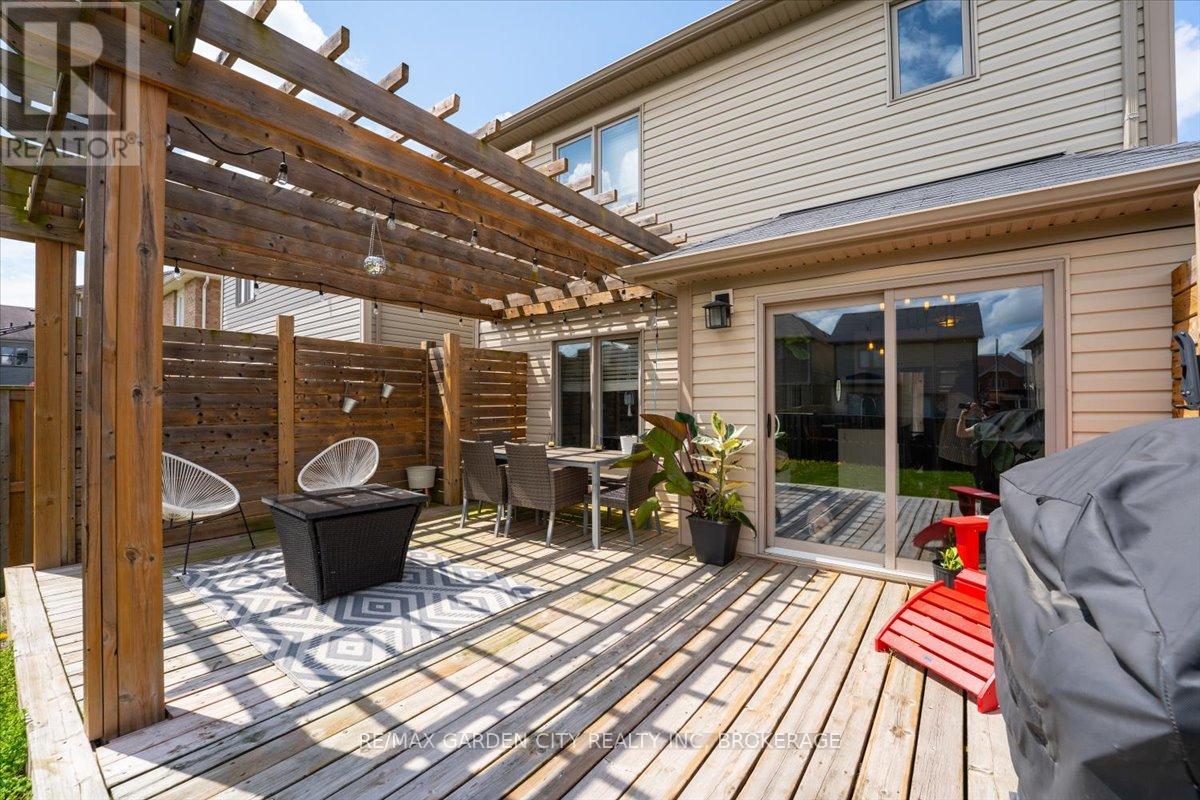 8648 Dogwood Crescent, Niagara Falls, Ontario  L2H 0K9 - Photo 27 - X12969172