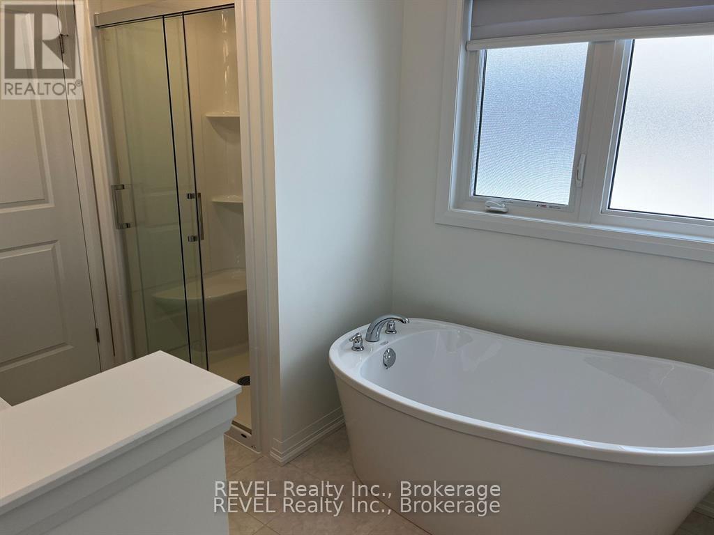 Upper - 84 Acacia Road, Pelham, Ontario  L0S 1E1 - Photo 11 - X12969190