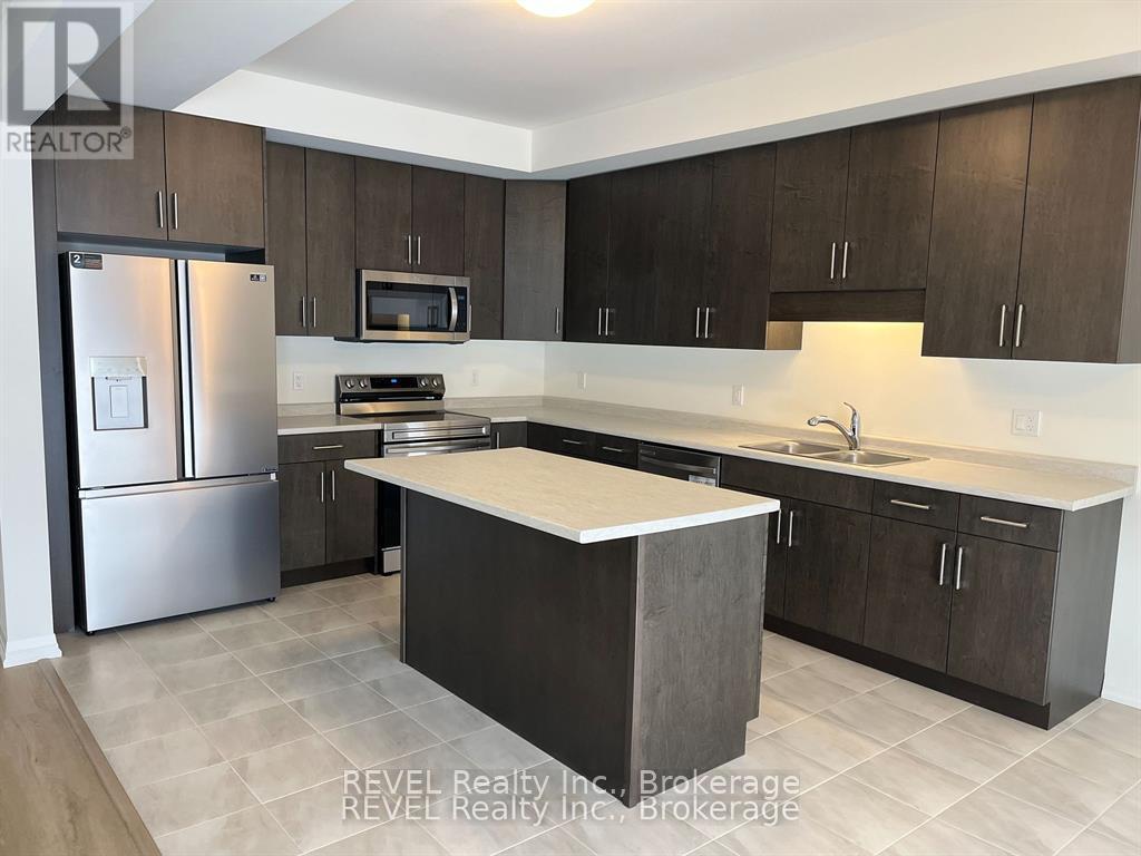 Upper - 84 Acacia Road, Pelham, Ontario  L0S 1E1 - Photo 3 - X12969190