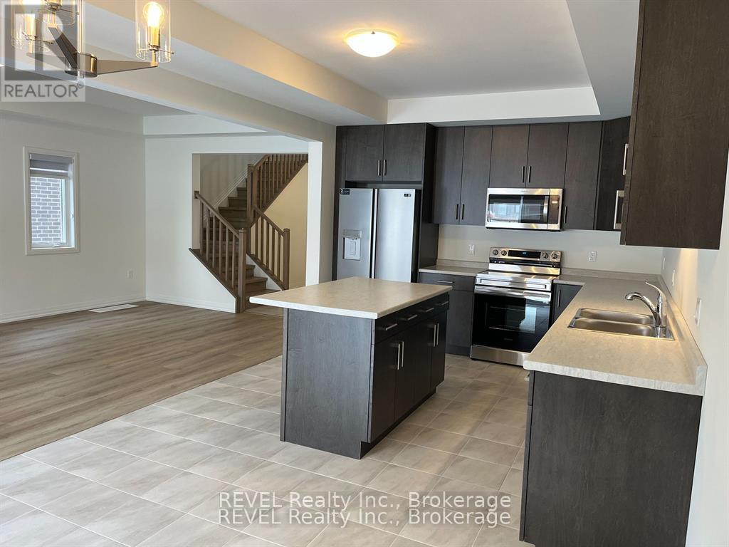 Upper - 84 Acacia Road, Pelham, Ontario  L0S 1E1 - Photo 5 - X12969190