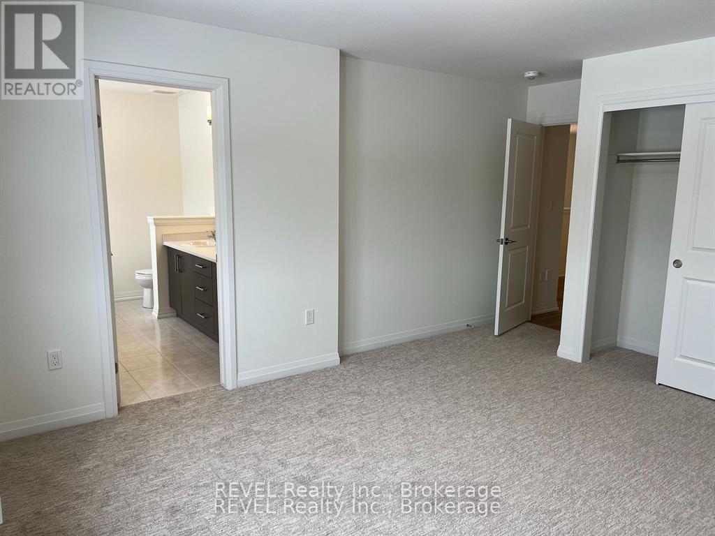 Upper - 84 Acacia Road, Pelham, Ontario  L0S 1E1 - Photo 9 - X12969190