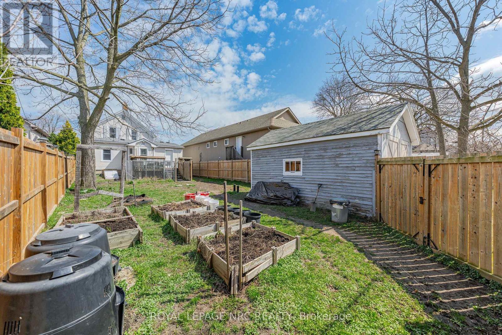 23 Pinecrest Avenue, St. Catharines, Ontario  L2T 1C6 - Photo 38 - X12969216